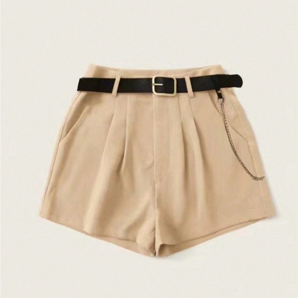 Khaki belted fold pleated shorts